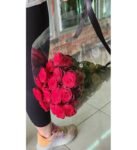 Özel Çantasında Kırmızı Güller