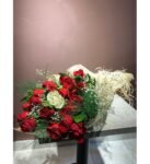 20 Kırmızı Gül 1 Beyaz Gül