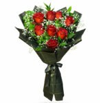 8'li Kırmızı Gül Buketi