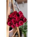 Özel Çantasında Kırmızı Güller