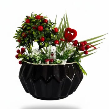 Siyah Saksıda Kırmızı Çilek Temalı Dekoratif Yapay Çiçek Aranjmanı